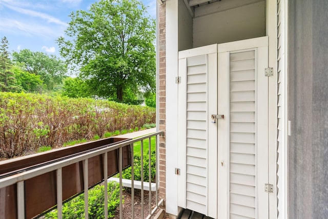 2310 Benson Ave Unit H, Saint Paul, MN 55116 - view of balcony