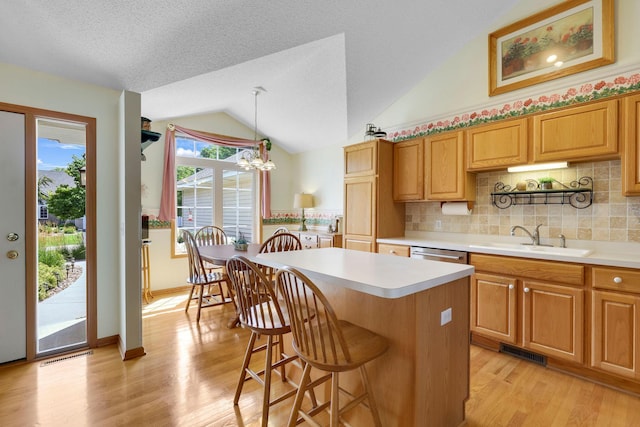6654 Chadwick Dr, Savage, MN 55378 - photo 4