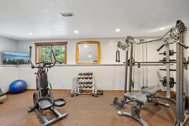 106 Prairie Grass Dr, Osceola, WI 54020 - workout area with recessed lighting and a textured ceiling