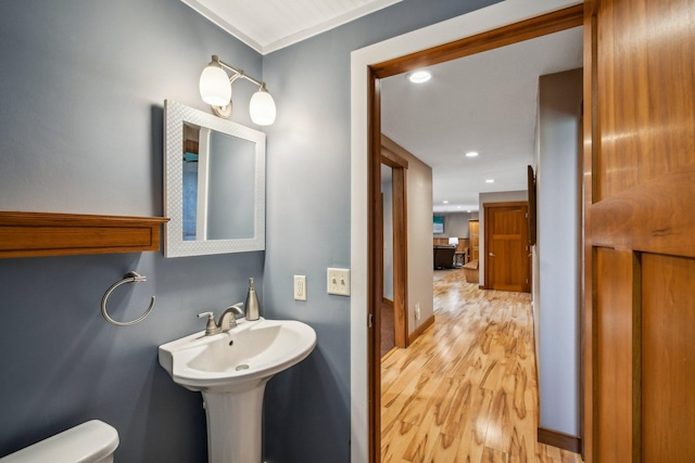 106 Prairie Grass Dr, Osceola, WI 54020 - bathroom featuring wood finished floors and recessed lighting