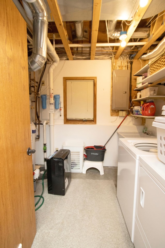 2109 Haughton Ave, North Mankato, MN 56003 - laundry area featuring independent washer and dryer and electric panel