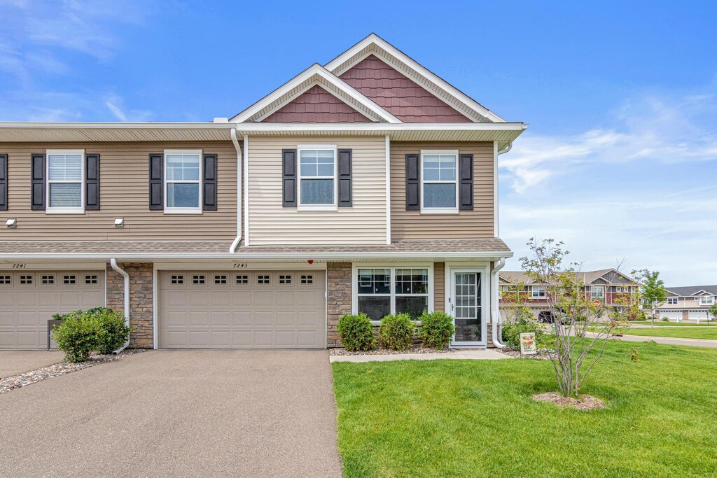 7243 Fall Dr, Lino Lakes, MN 55038 - photo 1