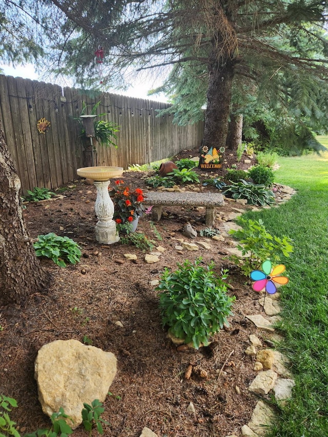 2804 Viola Heights Dr NE, Rochester, MN 55906 - view of yard