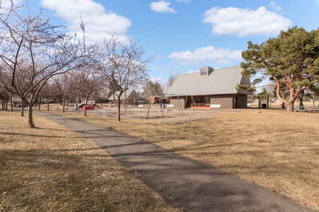 123 Windsor Ct, New Brighton, MN 55112 - view of yard