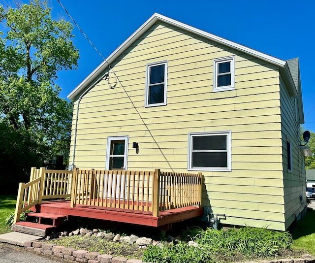 213 Lake Ave, Detroit Lakes, MN 56501 - rear view of house with a deck