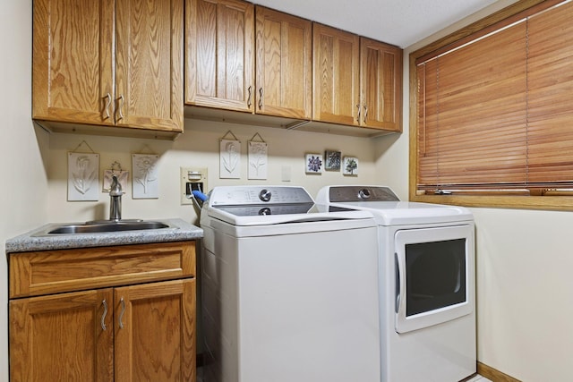 1378 Dunsmore Dr, Waconia, MN 55387 - laundry area featuring washing machine and clothes dryer and cabinet space
