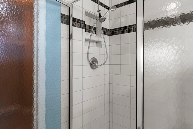 14111 Abercorn Ave, Rosemount, MN 55068 - bathroom with a stall shower