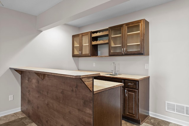14111 Abercorn Ave, Rosemount, MN 55068 - indoor wet bar with baseboards