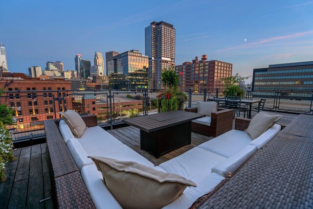 525 3rd St N Unit 511, Minneapolis, MN 55401 - patio / terrace featuring outdoor lounge area and a view of skyline