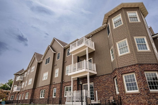 404 8th St S Unit 303, Fargo, ND 58103 - view of building exterior