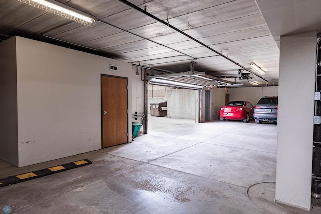404 8th St S Unit 303, Fargo, ND 58103 - view of garage