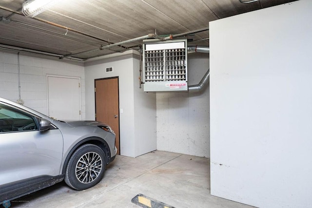404 8th St S Unit 303, Fargo, ND 58103 - parking deck with a heating unit