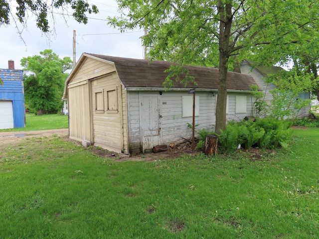 529 1st St N, Truman, MN 56088 - view of shed