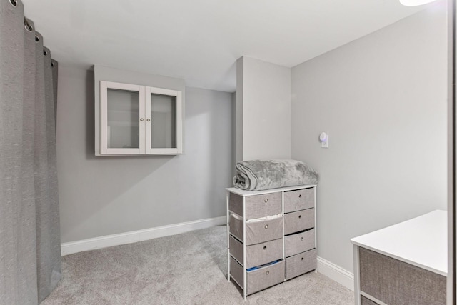 2505 Florida Ave N, Golden Valley, MN 55427 - interior space featuring baseboards