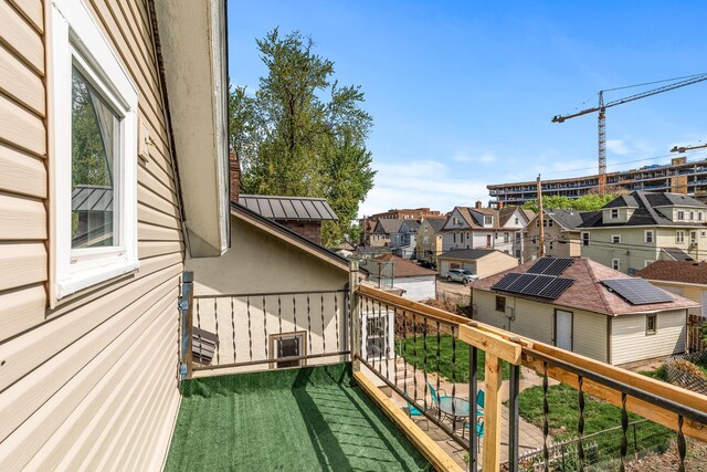 2745 Columbus Ave, Minneapolis, MN 55407 - balcony featuring a residential view