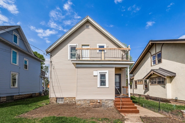 2745 Columbus Ave, Minneapolis, MN 55407 - back of property with a balcony