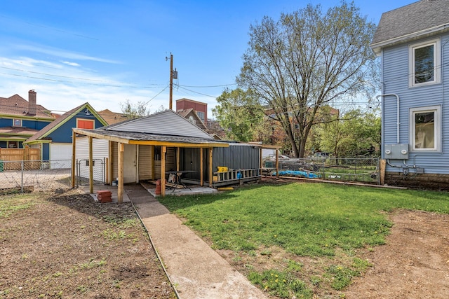 2745 Columbus Ave, Minneapolis, MN 55407 - view of yard