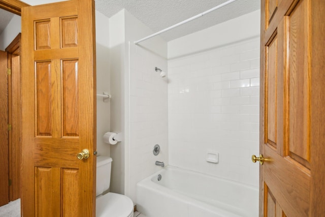 4311 Pond View Dr, White Bear Twp, MN 55110 - full bath with toilet, shower / tub combination, and a textured ceiling