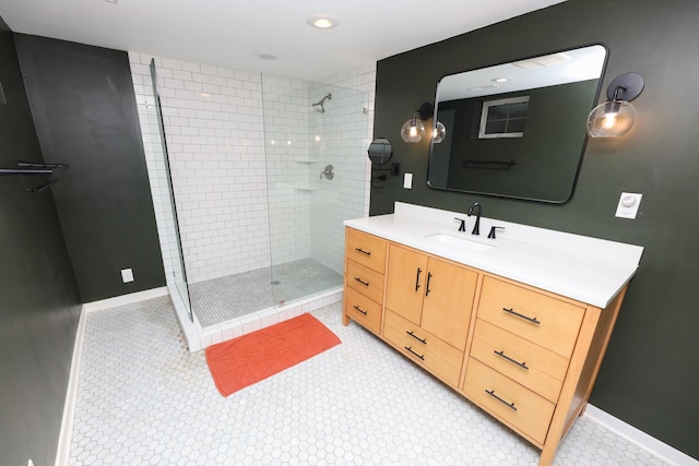 1423 Cedar St, Alexandria, MN 56308 - bathroom with tiled shower, vanity, and baseboards