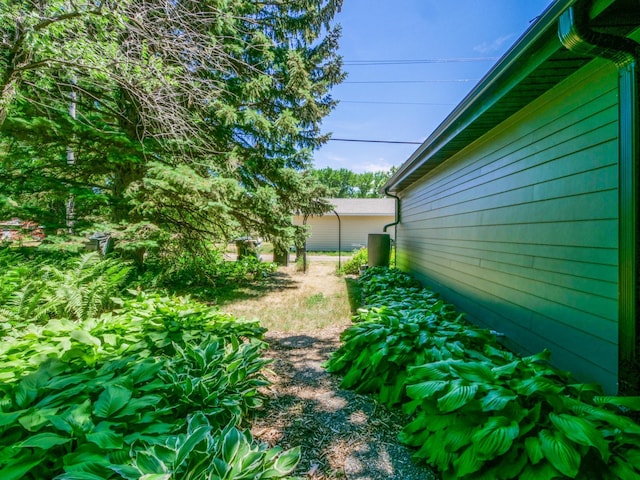 1423 Cedar St, Alexandria, MN 56308 - view of yard