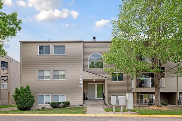 1225 Ferndale St N Unit B16, Maplewood, MN 55119 - view of property