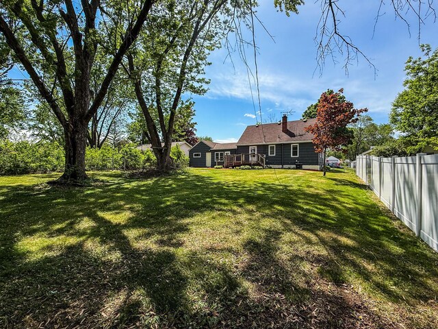 938 Selby Ave, Saint Paul Park, MN 55071 - view of yard featuring a deck