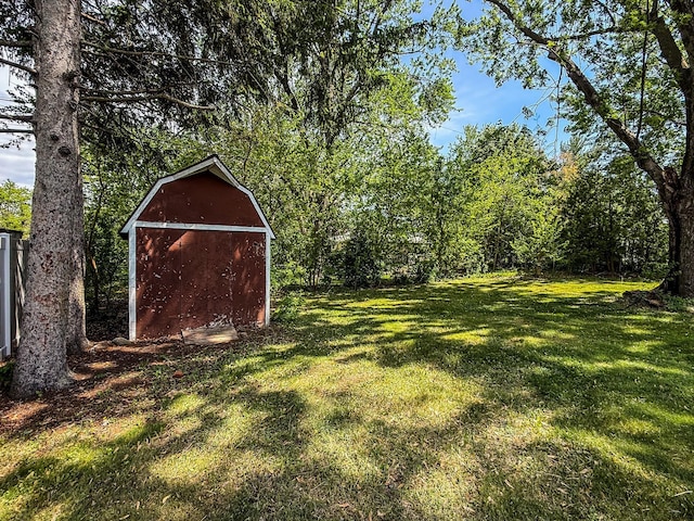 938 Selby Ave, Saint Paul Park, MN 55071 - view of grassy yard