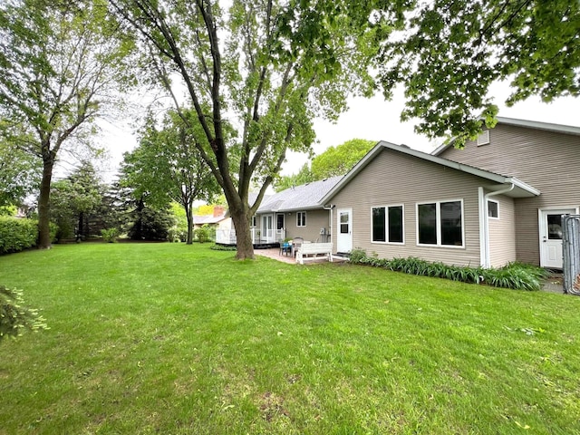 1715 Hansen Dr SW, Willmar, MN 56201 - view of grassy yard