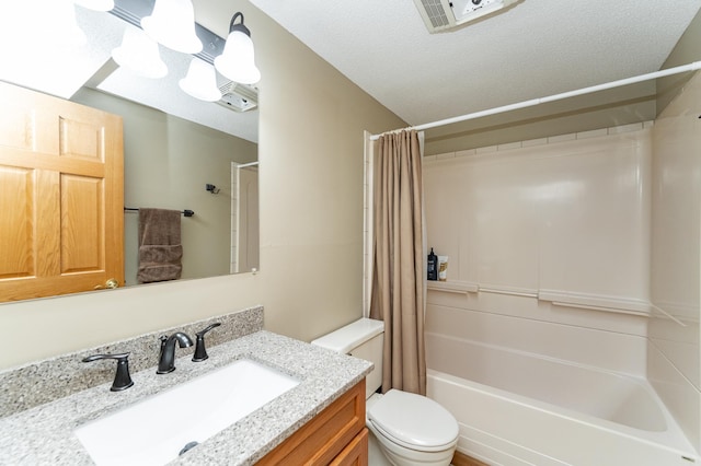 222 6th Ave NW, Byron, MN 55920 - full bath featuring toilet, shower / bath combo with shower curtain, and vanity