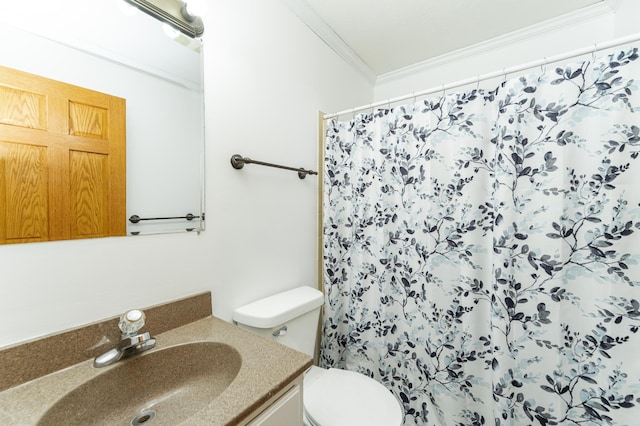 222 6th Ave NW, Byron, MN 55920 - full bath featuring crown molding, toilet, vanity, and a shower with shower curtain