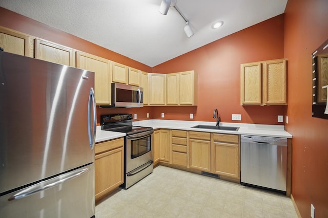 140 Cedar Cove Ln, Owatonna, MN 55060 - photo 6