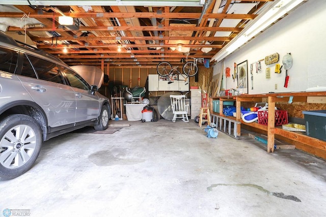 38682 Walker Lake Dr, Amor Twp, MN 56576 - garage with a workshop area