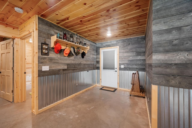 52852 Brush Shanty Lake Rd, Bigfork, MN 56628 - hall featuring concrete floors