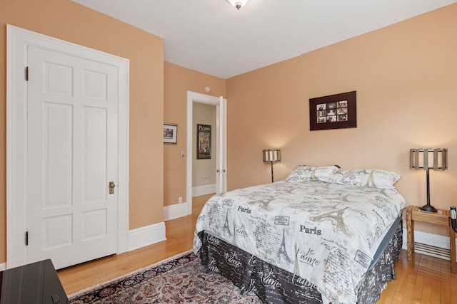 776 Summit Ave, Saint Paul, MN 55105 - bedroom with light wood-style floors and baseboards