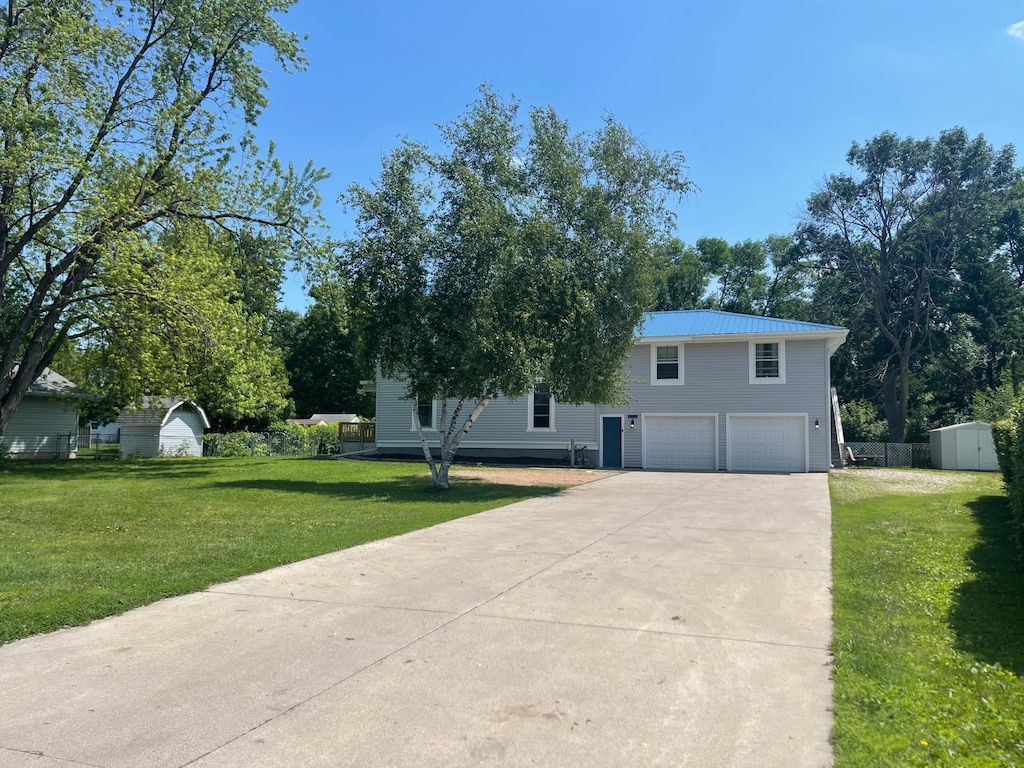 120 Century Ave SE, Hutchinson, MN 55350 - photo 1