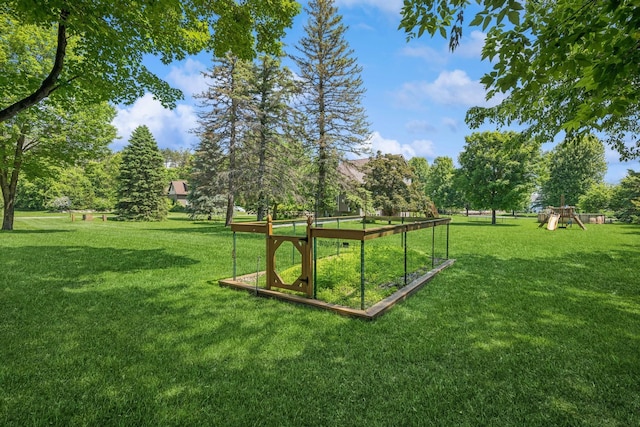 2216 146th Ave NE, Ham Lake, MN 55304 - surrounding community featuring a yard