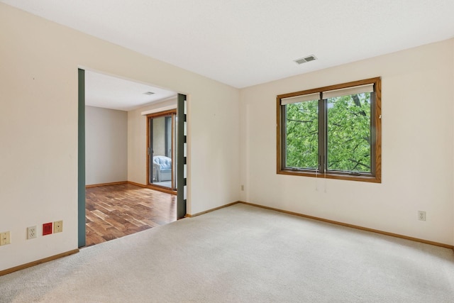 20 Windsor Ln Unit 213A, New Brighton, MN 55112 - unfurnished room with carpet flooring and baseboards