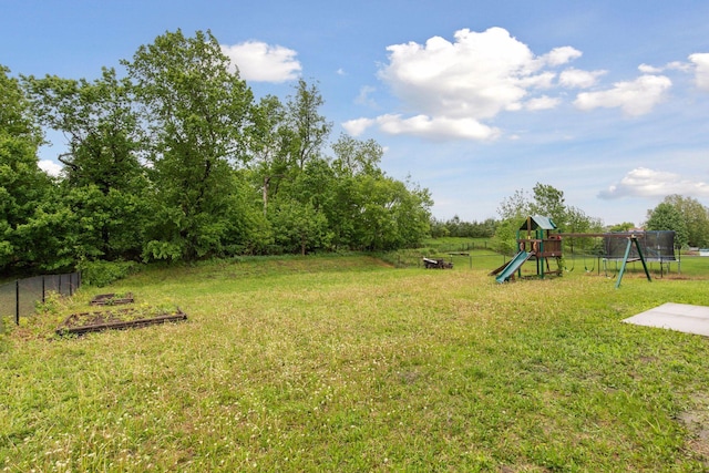 1418 Bluff St, Dundas, MN 55019 - view of yard featuring a playground