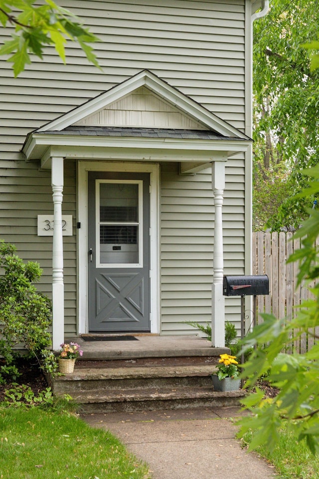 332 2nd St, New Richmond, WI 54017 - view of property entrance