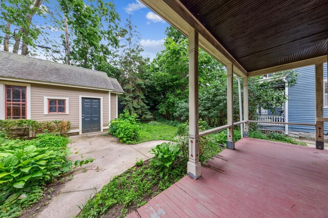492 Dayton Ave, Saint Paul, MN 55102 - view of deck