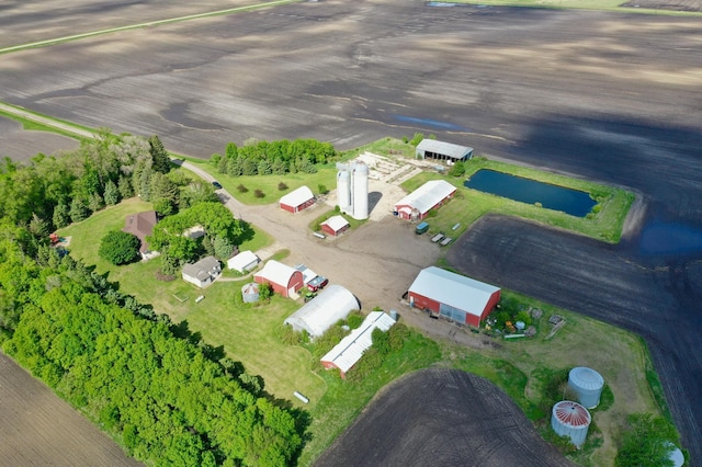8081 45th Ave SW, Raymond, MN 56282 - aerial view of property and surrounding area with a large body of water