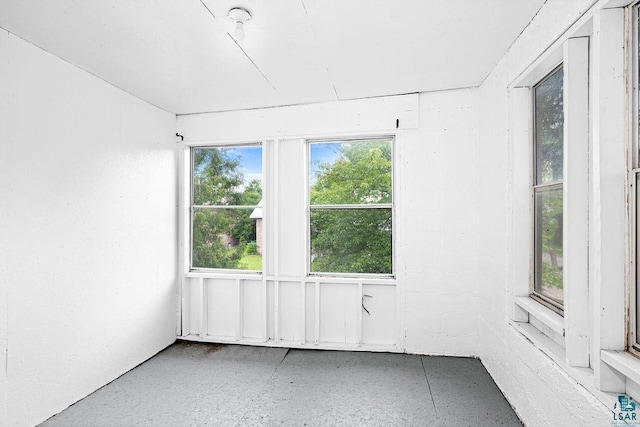 1006 87th Ave W Upper Unit, Upper Unit, Duluth, MN 55808 - view of unfurnished sunroom