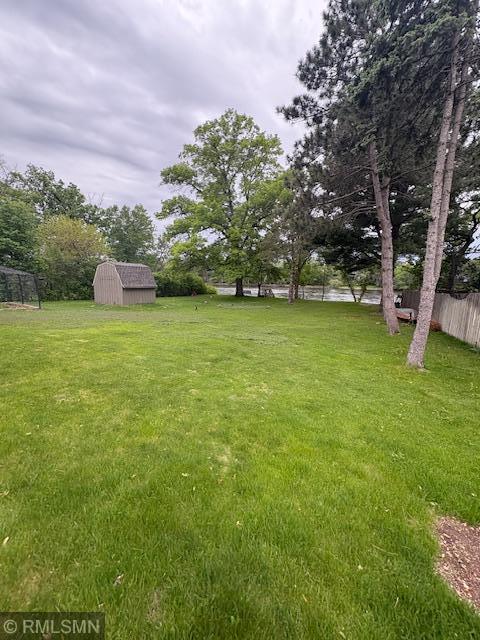 8456 Mississippi Blvd NW, Coon Rapids, MN 55433 - view of yard