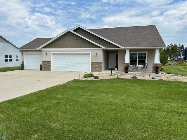 879 Longview Dr, Detroit Lakes, MN 56501 - craftsman-style home featuring covered porch, driveway, a front yard, a garage, and roof with shingles