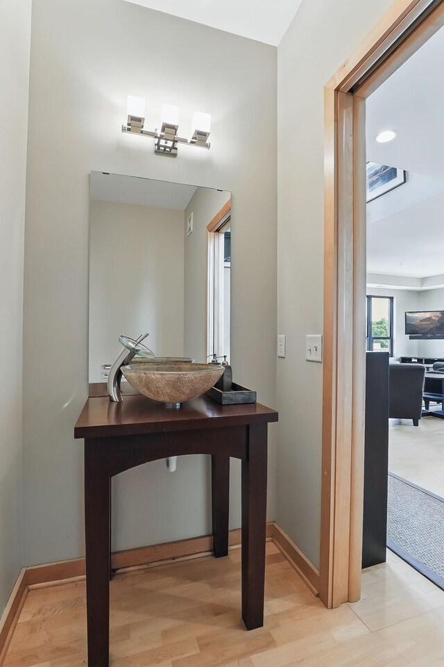 9 Franklin Ave Unit 313, Minneapolis, MN 55404 - photo 16