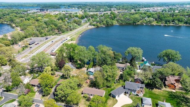 364 Owasso Blvd N, Shoreview, MN 55126 - aerial view of property and surrounding area featuring a large body of water and a tree filled landscape