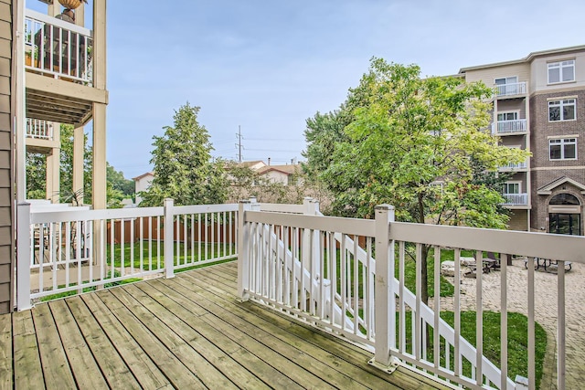 4824 53rd St Unit 410, Minneapolis, MN 55417 - view of deck