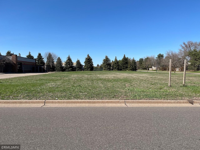 11477 Marketplace Dr N, Champlin, MN 55316