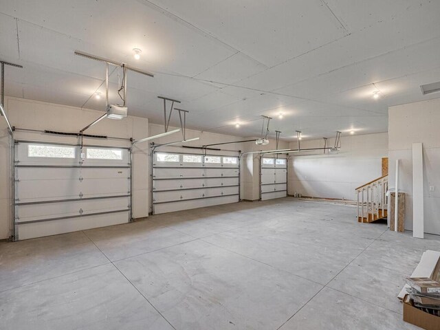 20666 Tamarack St NW, Oak Grove, MN 55011 - garage with a garage door opener