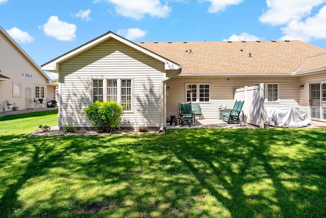 2990 David Cir, Little Canada, MN 55117 - rear view of property featuring a patio and a yard